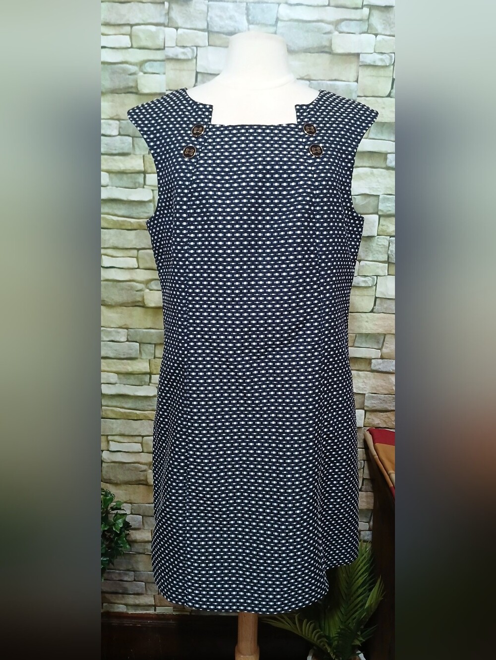 Chelsea Rose Size 14 Navy Micro-Print Sleeveless Sheath Midi Dress Button Detail